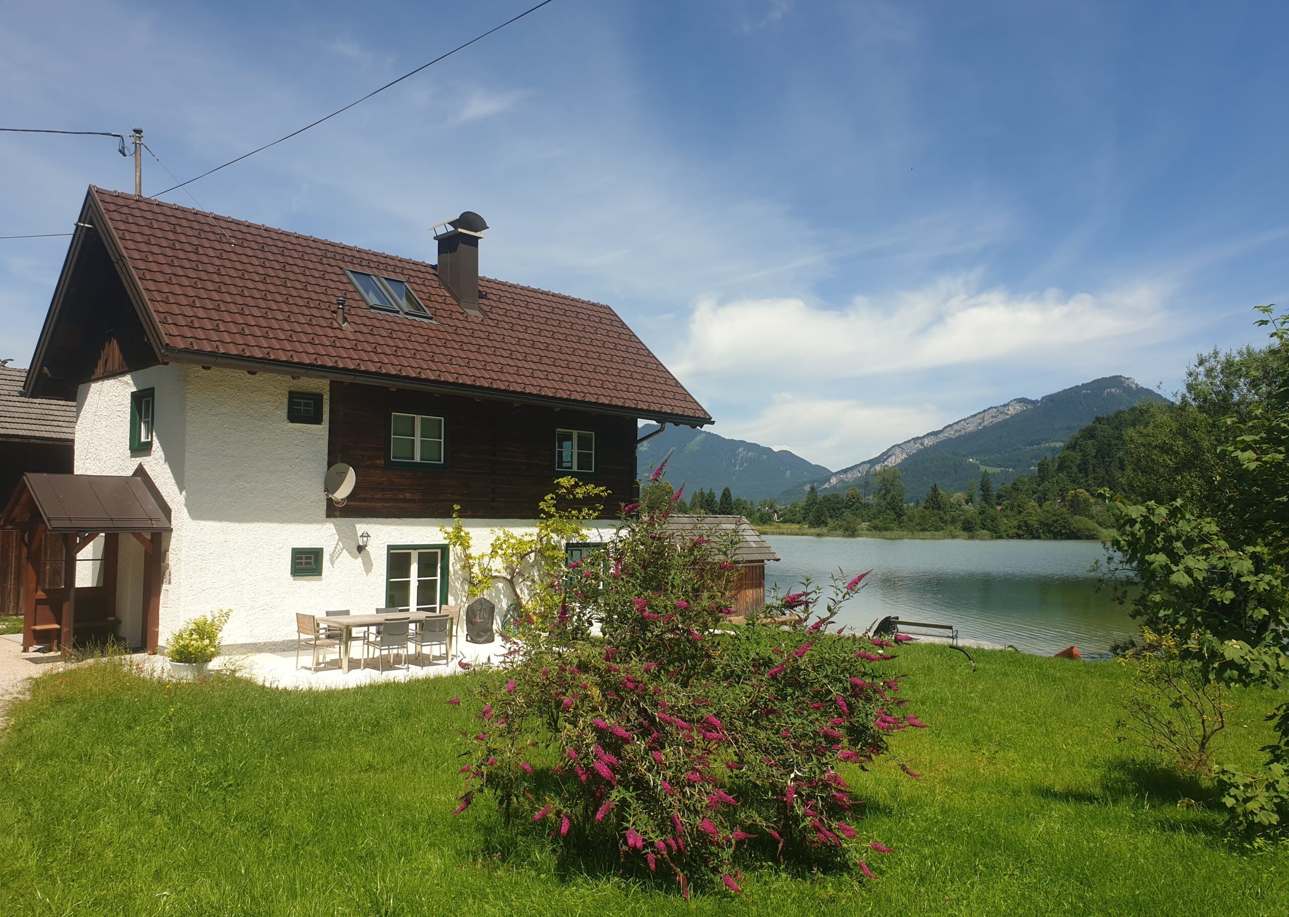 Ferienhaus im Salzkammergut mit eigenem Seegrund