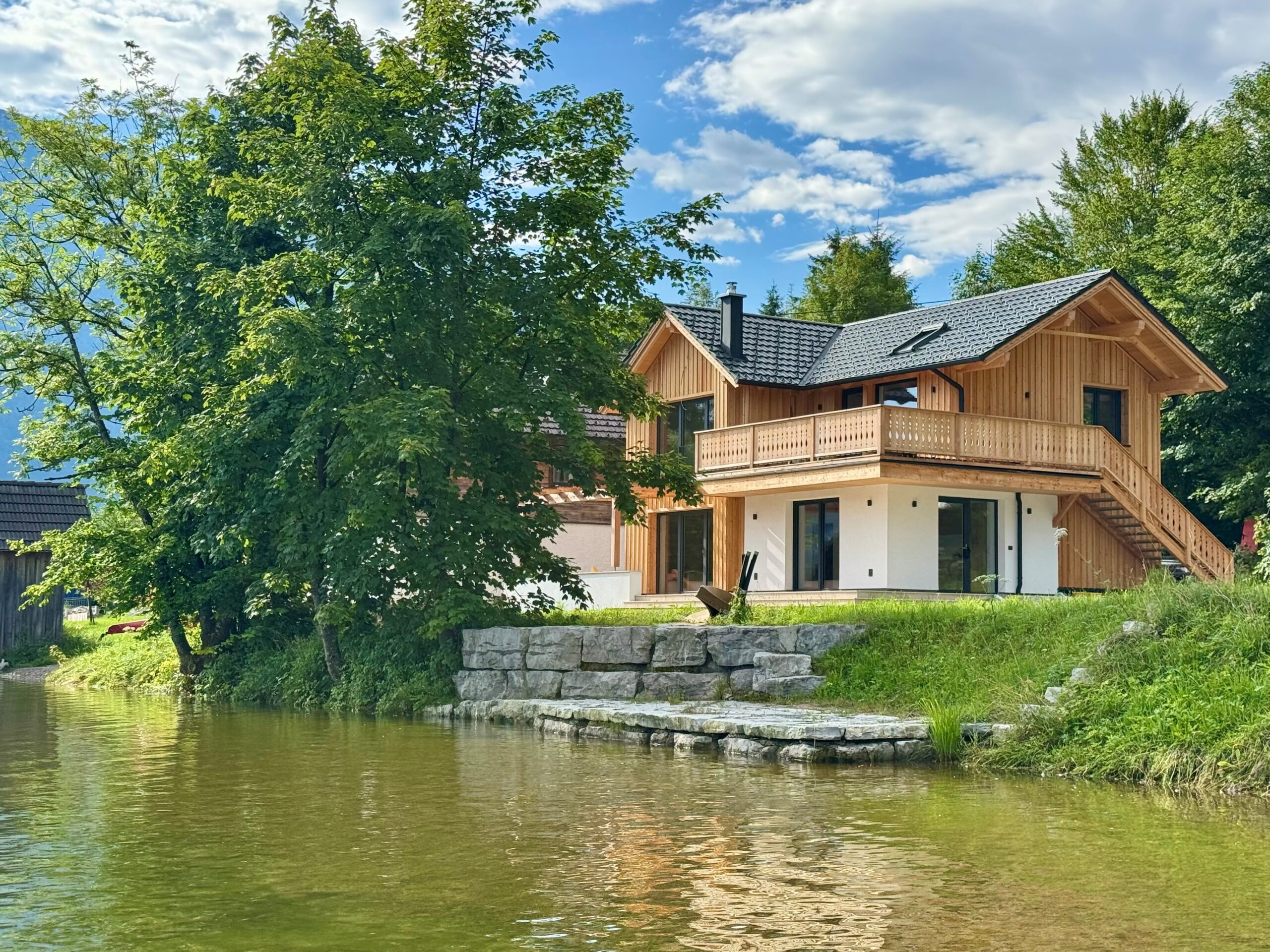 Haus am See Salzkammergut mieten Seeliegenschaft Salzkammergut mieten