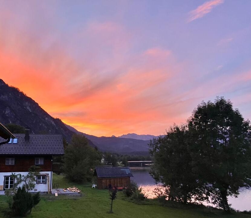 Sonnenuntergang rot Salzkammergut Sunset in the Salzkammergut